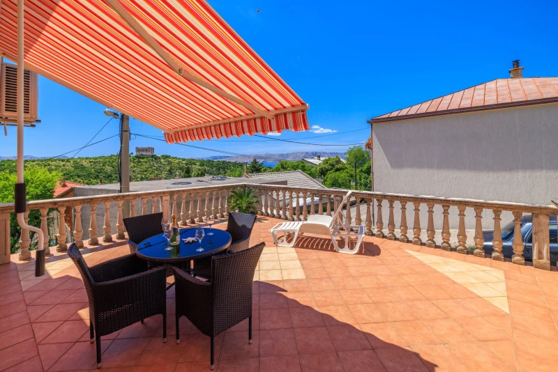 Apartman 4, Balkon / terasa