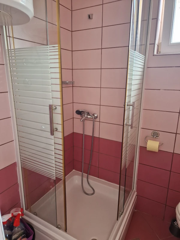 Soba 5, Kupaonica / wc