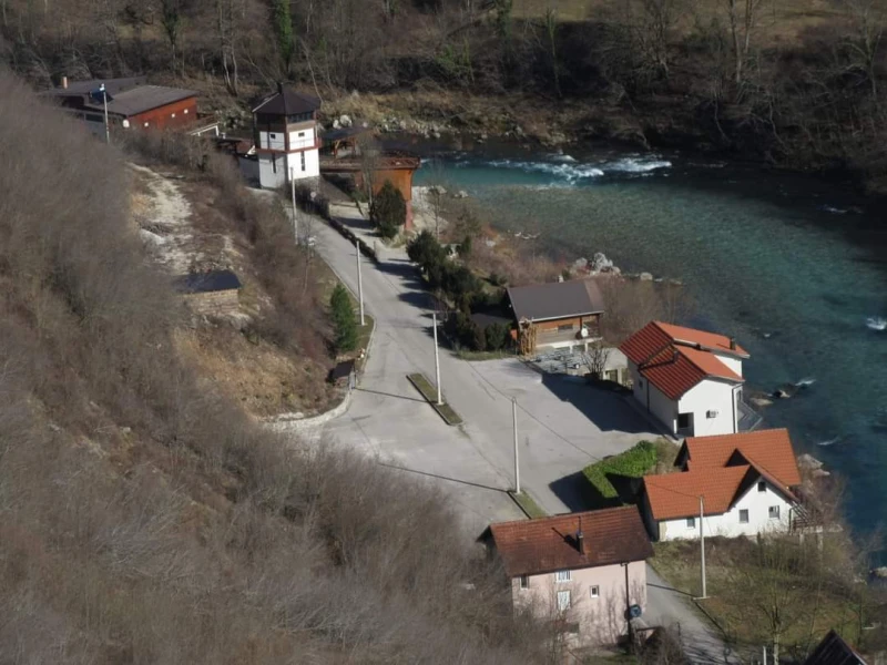 Brvnara , Bosna