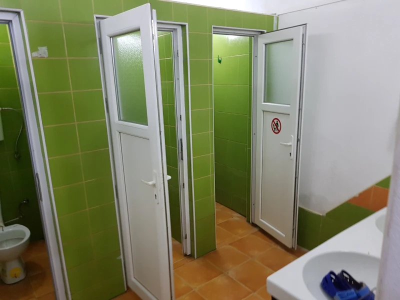 8 krevetna soba, Bathroom / WC