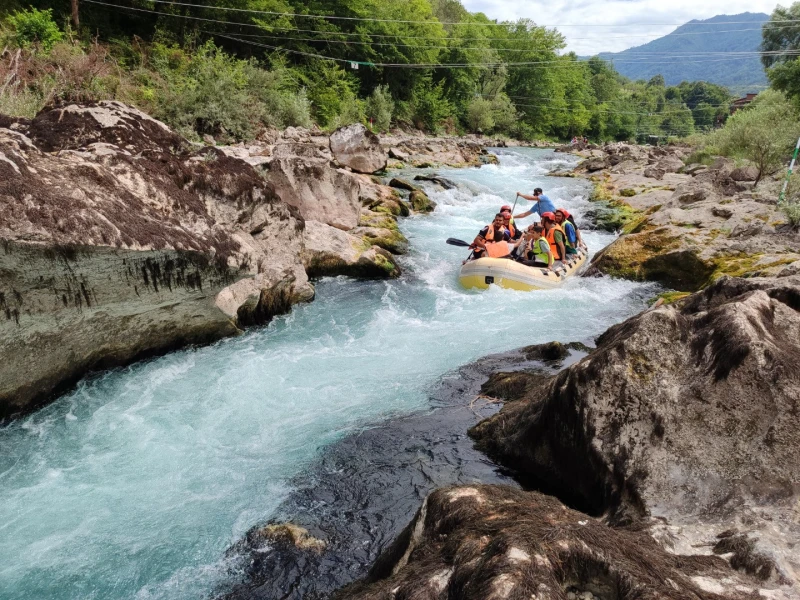 Rafting Adventure in the Neretva Canyon
