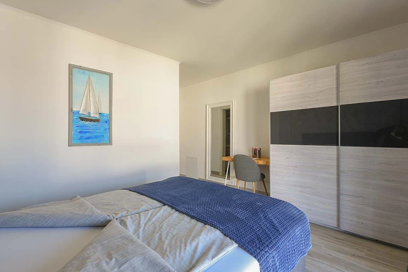 Apartment 2, Bedrooms