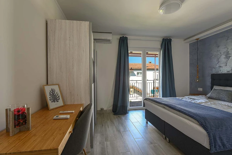 Apartment 2, Bedrooms