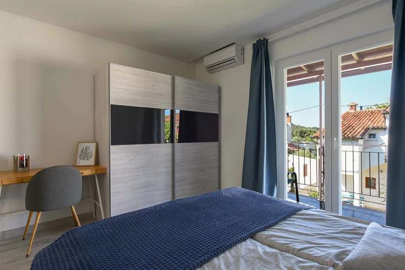 Apartment 2, Bedrooms