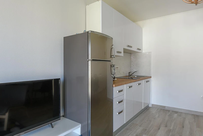 Apartment 1, Kitchen