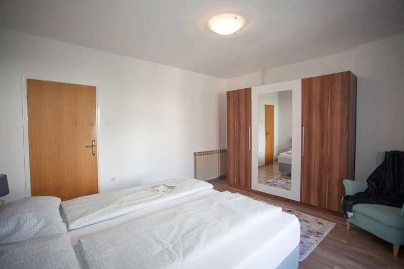 Apartment 3, Bedrooms