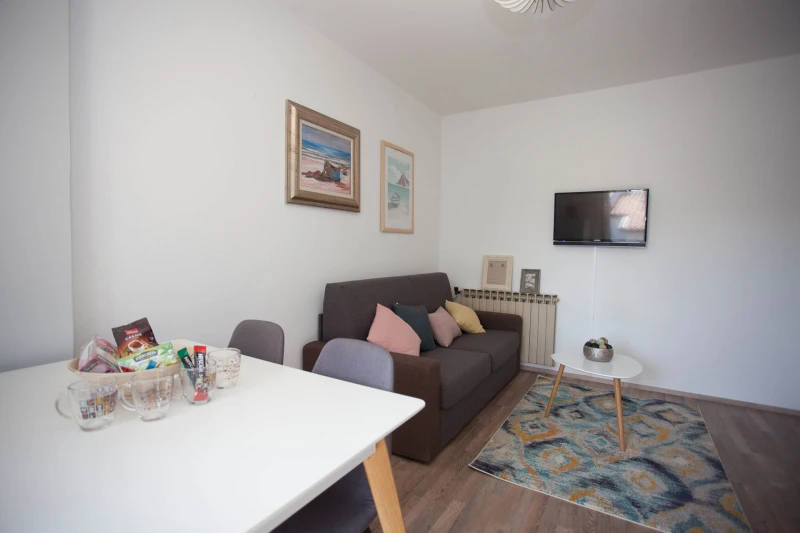 Apartment 3