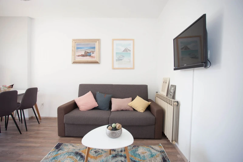 Apartment 3, Living room