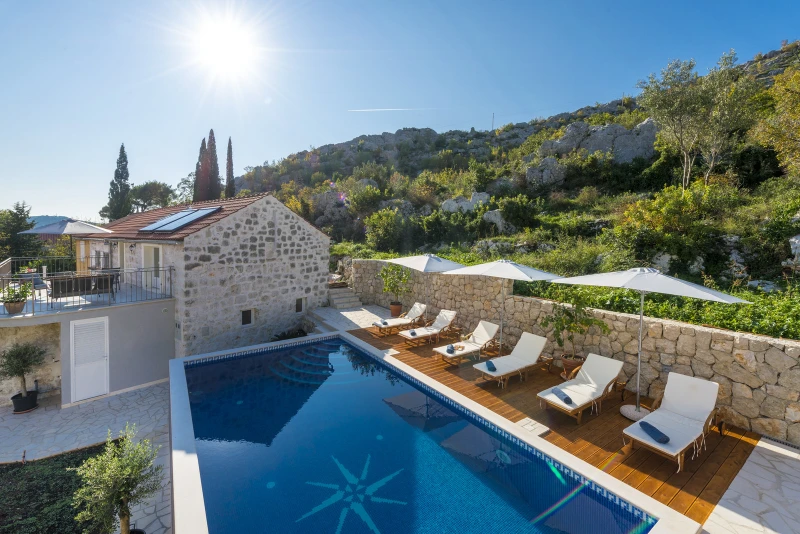 Luxury villa with private pool near Dubrovnik