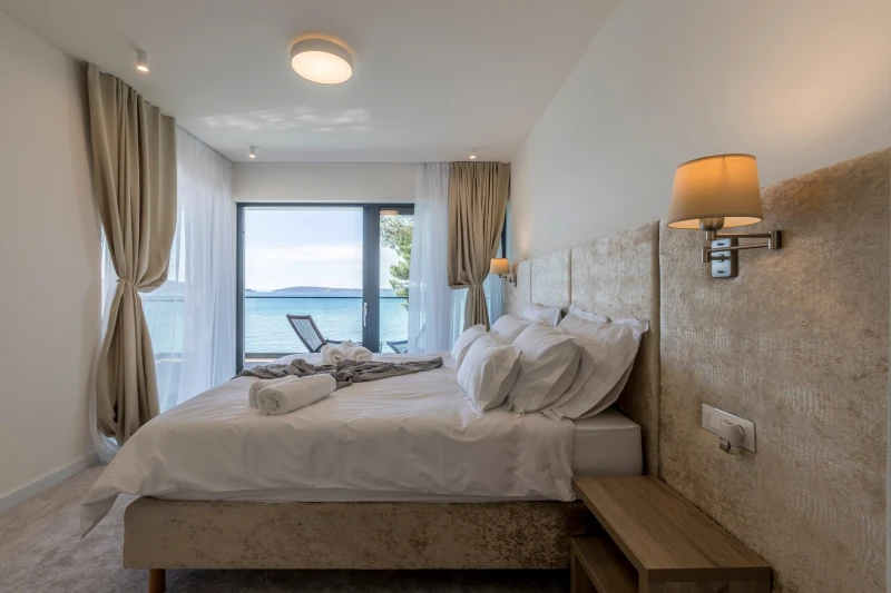 Room 2