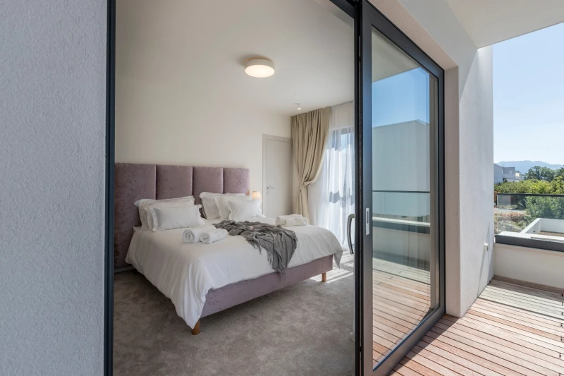 Room 1